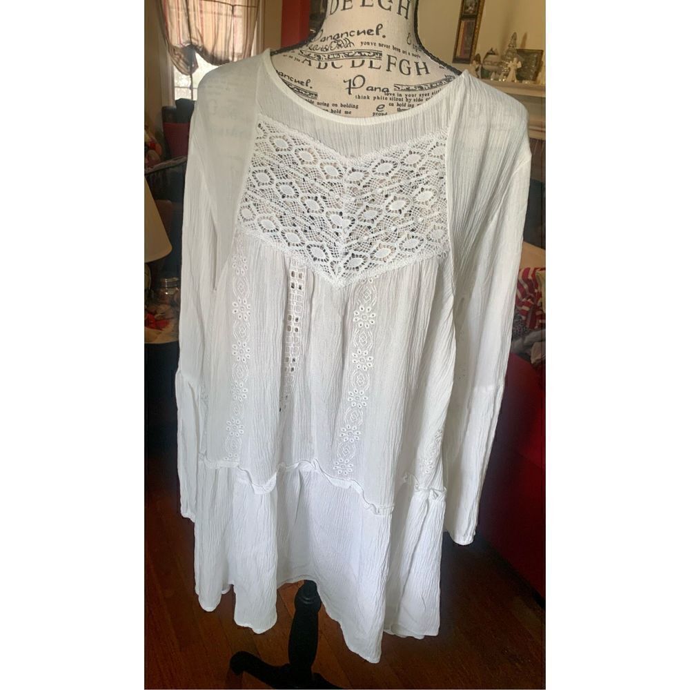 NEW ADIVA Woman’s Easy Fit Flowy Top